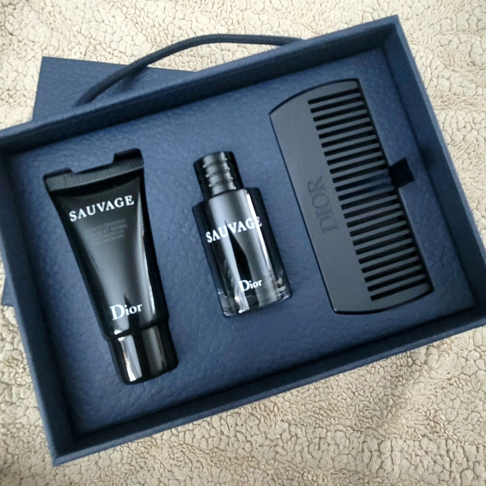 Dior Black Grooming Tools Set